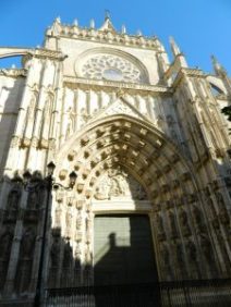 Visita la Catedral y la Giralda de Sevilla: entradas y curiosidades