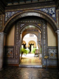 Palacio de Lebrija y Casa Salinas: dos casas-palacio en el Barrio Santa Cruz de Sevilla